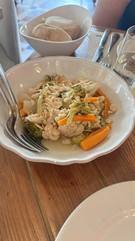 Katy Houston_Makkila Vergara_Bergara_review