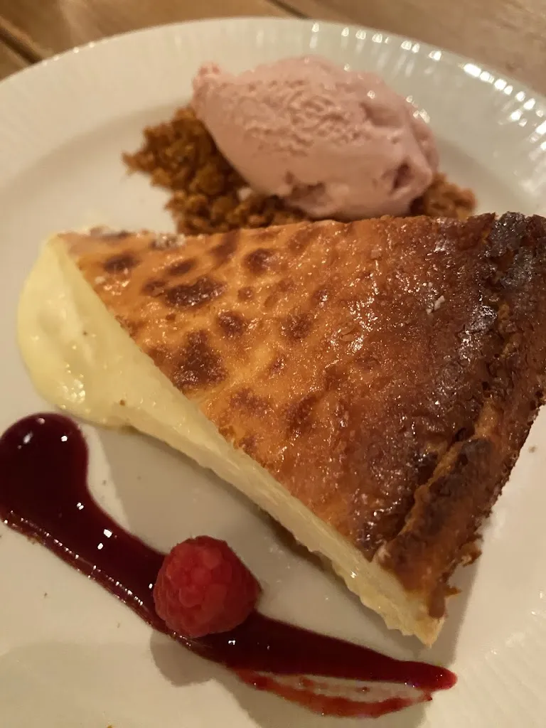 K Black_Makkila Vergara_Bergara_review