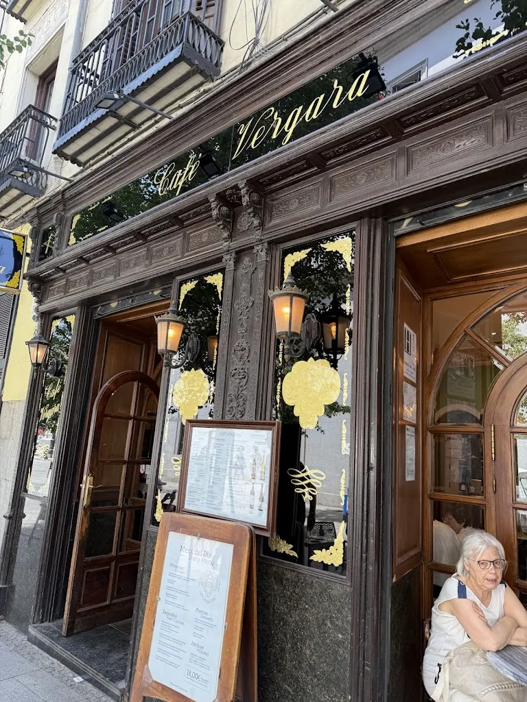 Michelle Lia_Café Vergara_Bergara_review