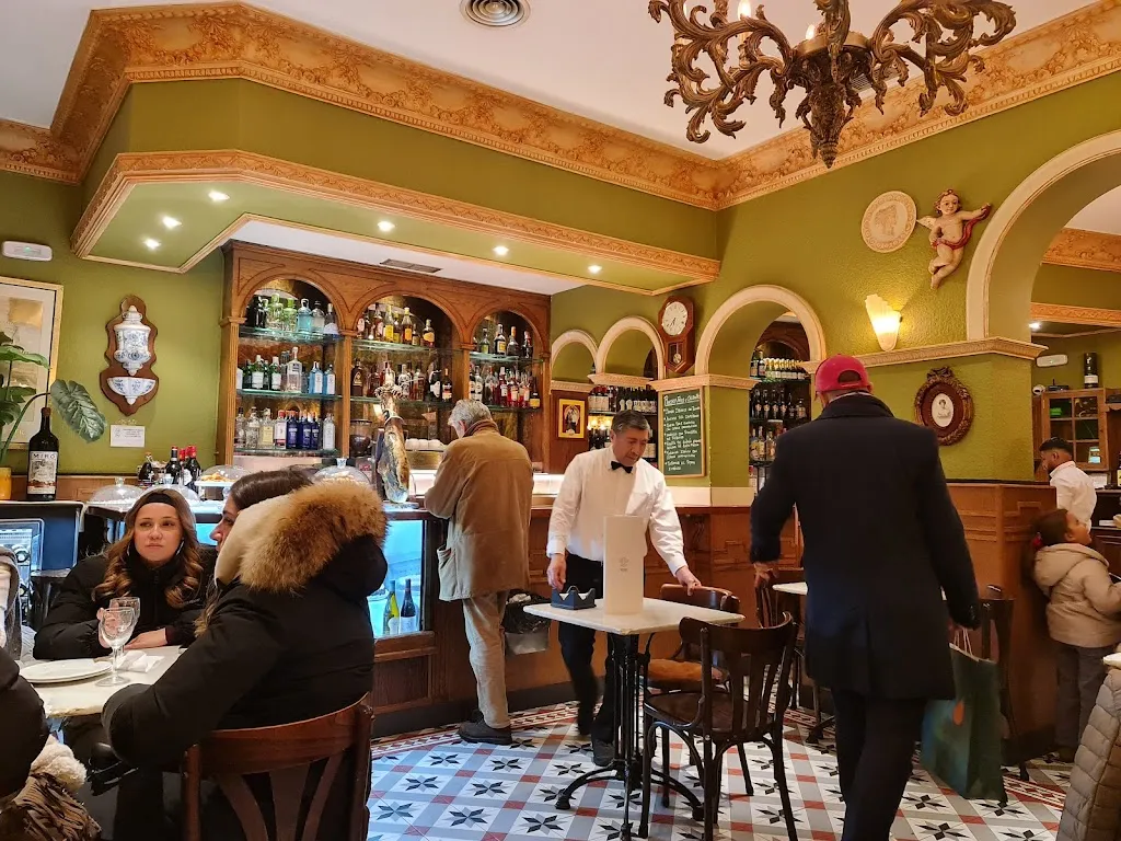 Miroslav Kolar_Café Vergara_Bergara_review