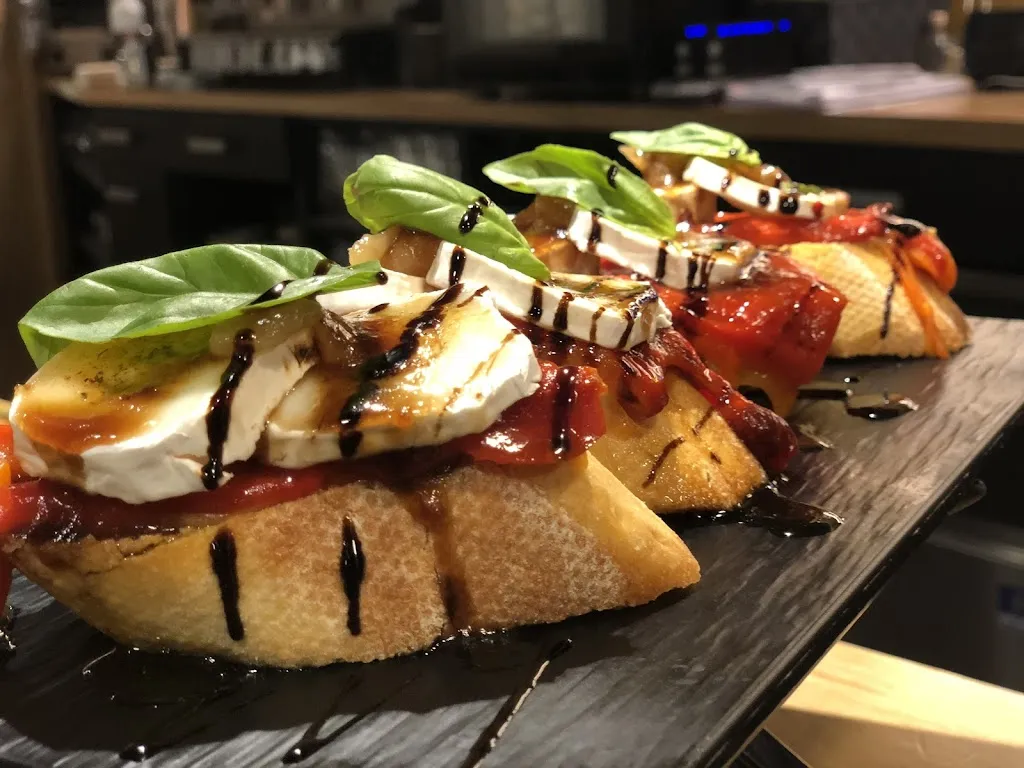 Irati Taberna Topalekua_Arrasate/Mondragón_slider_image_3