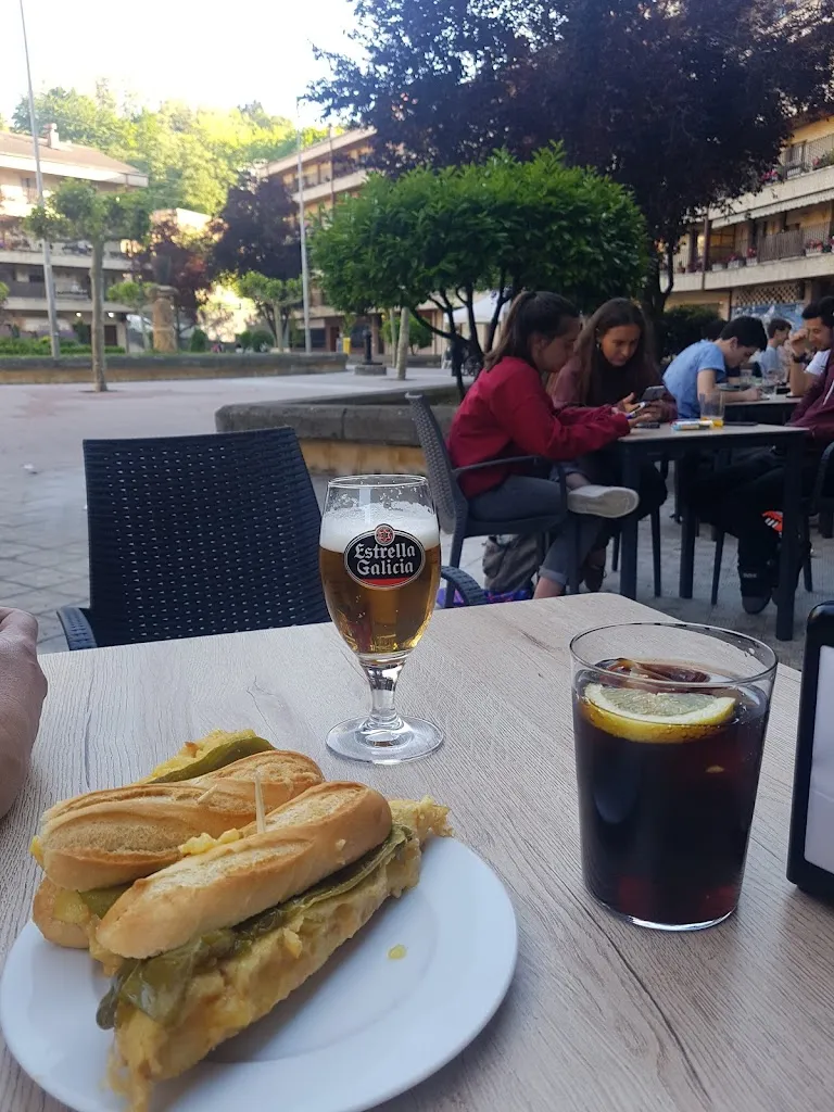 Belén SYenes_Xaramela_Arrasate/Mondragón_review