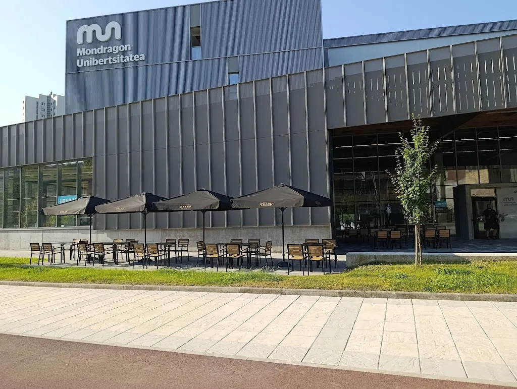 Hirekin taberna-Jatetxea_Arrasate/Mondragón_slider_image_3