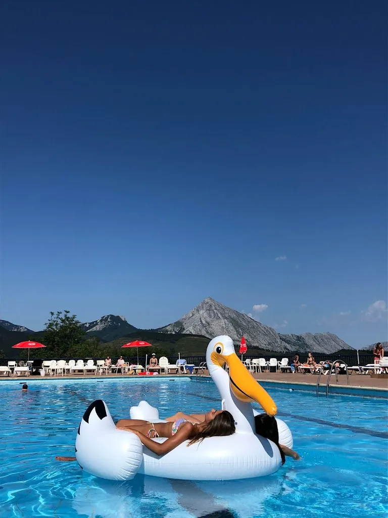 Mariana yamileth Najera perez_Piscinas Uxarte Igerilekuak / Arrasate Mondragon_Arrasate/Mondragón_review