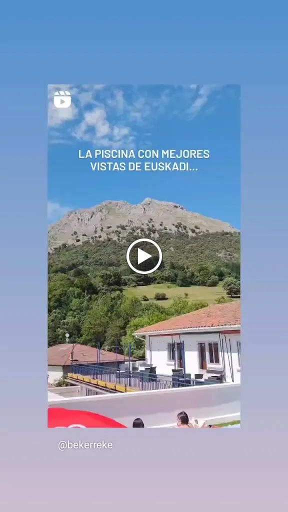 Piscinas Uxarte Igerilekuak / Arrasate Mondragon_Arrasate/Mondragón_slider_image_2