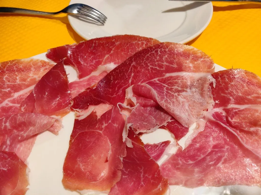 James Newton_Izenbe_Deba_review