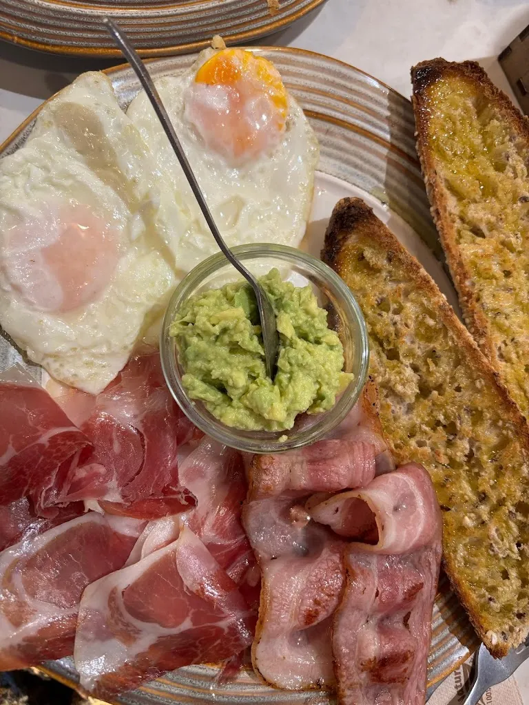 Janela_Elgeta_slider_image_3