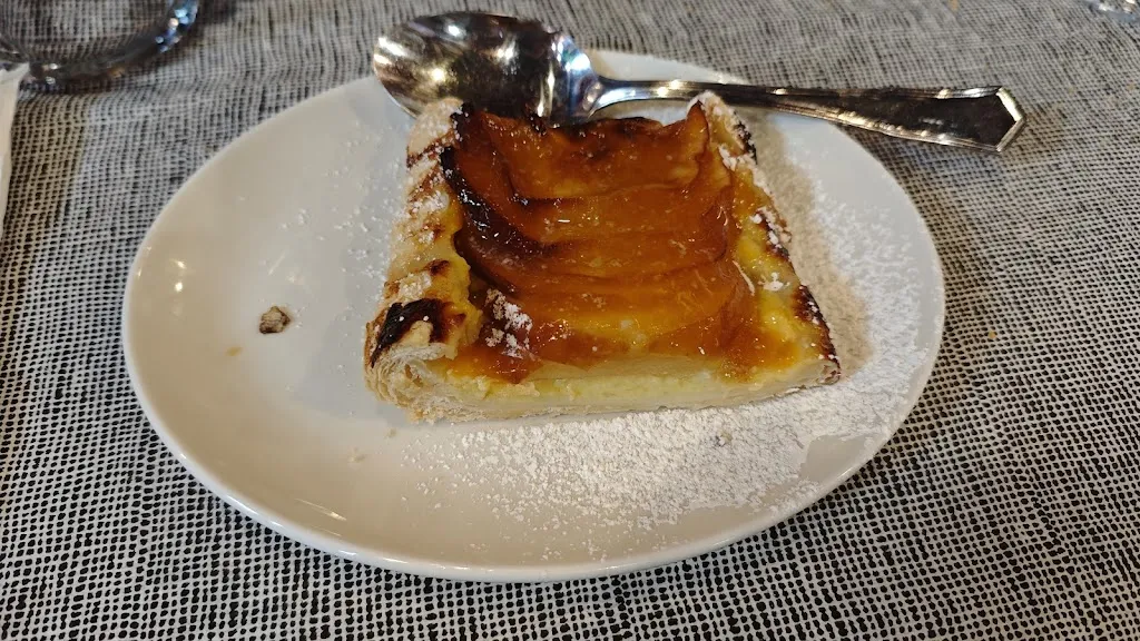 Gustavo Ibeas Escolar_Artzai Enea_Beasain_review