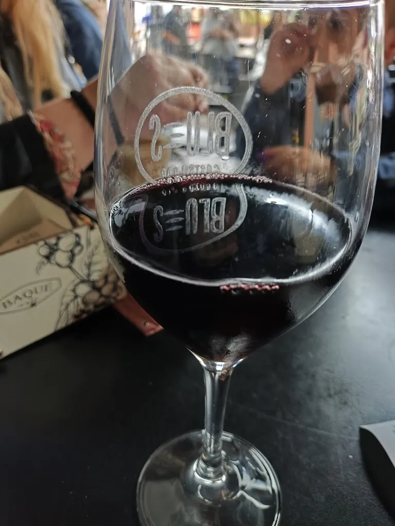 Miguel Angel Knight_Blues Gastro Bar_Beasain_review