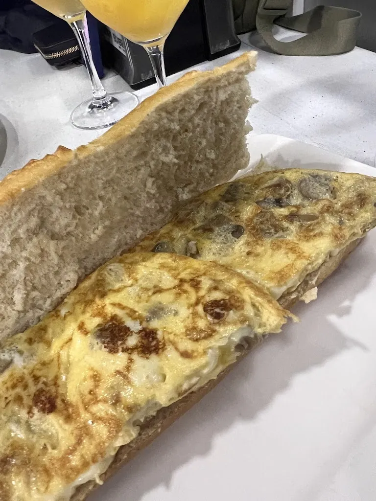 Noemí Vera_IRIZAR ETXEA TABERNA_Beasain_review