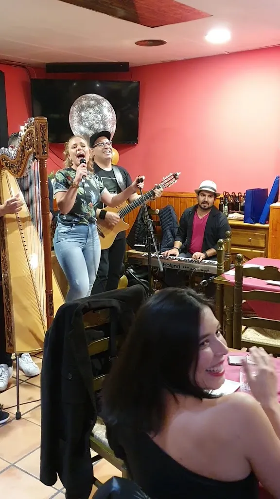 Cervecería - Restaurante Bustos_Baña A_slider_image_2