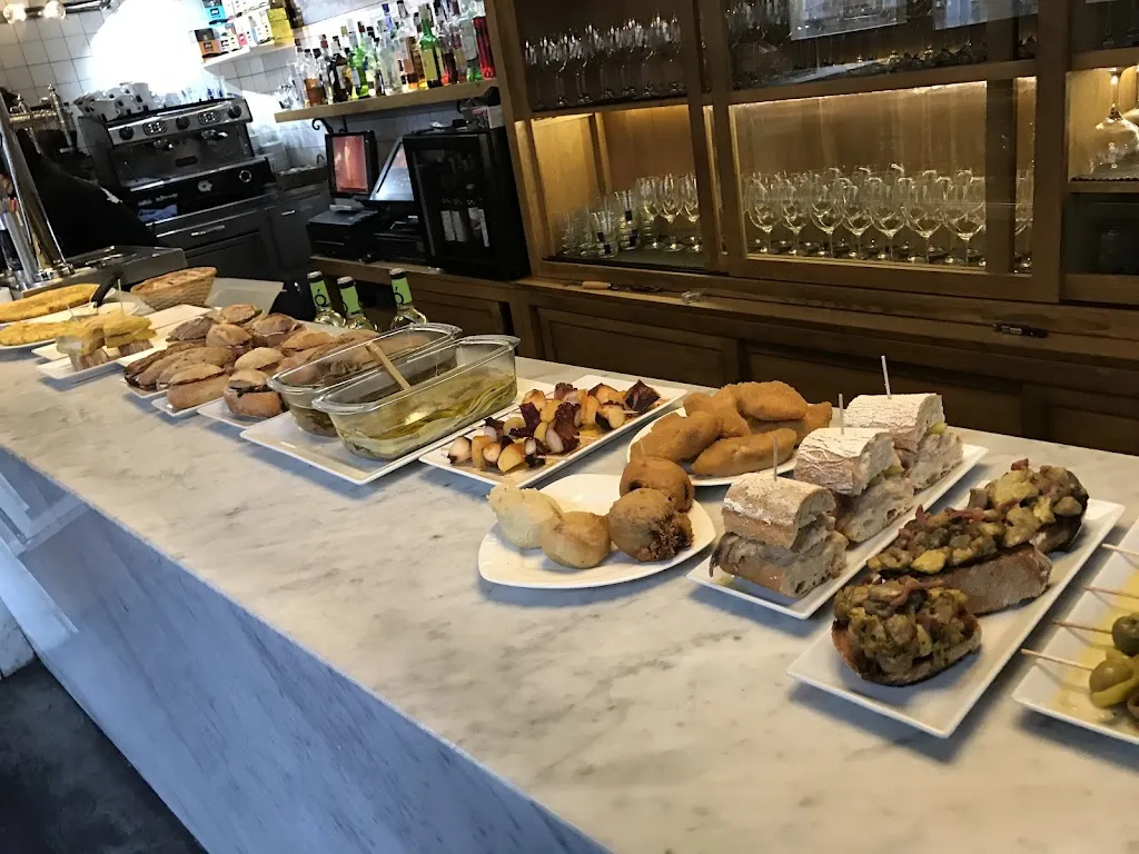 Plazape Taberna_Beasain_slider_image_3