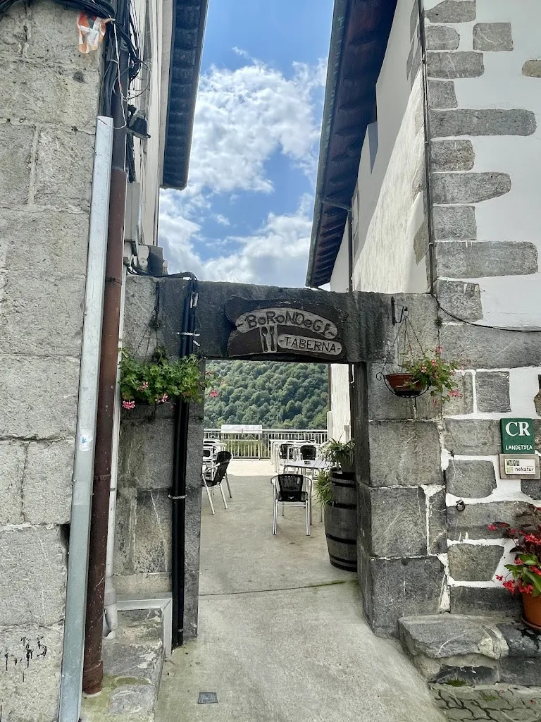 Borondegi Taberna_Errezil_slider_image_3