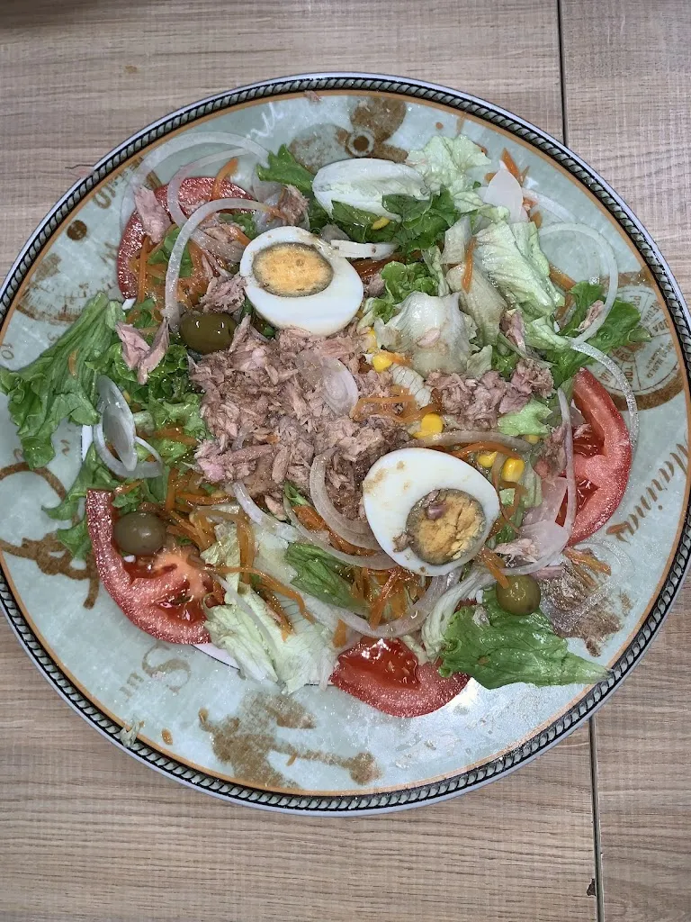 SALEM BENNI_Topa Ostatua_Ezkio-Itsaso_review