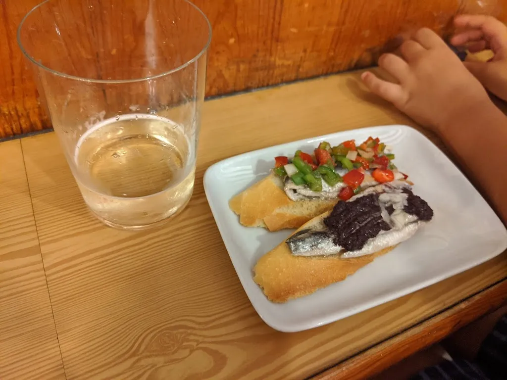 Menu_Bar Txepetxa_Donostia-San Sebastián_image_8