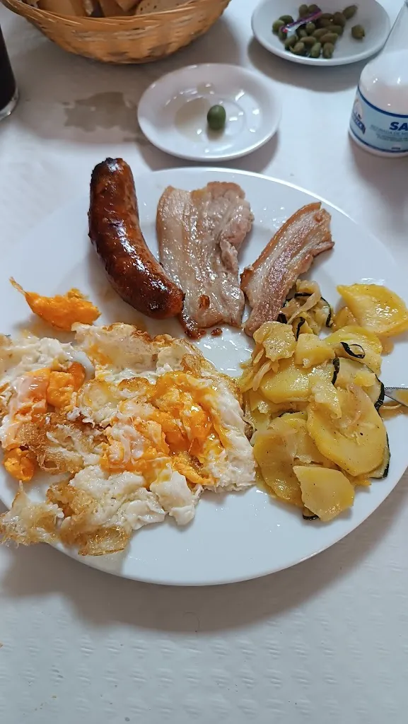 Javier Benedicto (Javier Bikerman)_Hostal Restaurante Guadalimar_Villaverde de Guadalimar_review