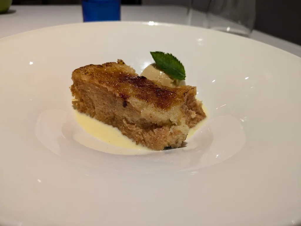 Leonardo Borrero Luz_Astelena_Donostia-San Sebastián_review