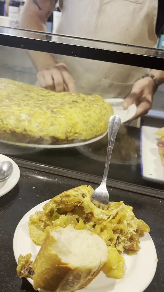 Derrick An_Antonio taberna_Donostia-San Sebastián_review