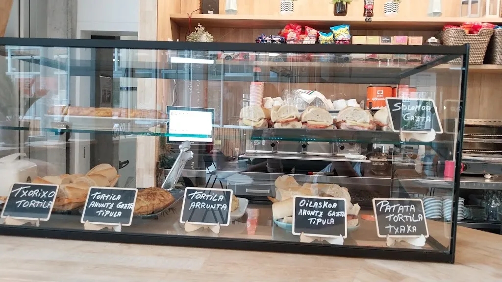 YoLANdA MaRTinEZ_Huhezi jatetxea_Eskoriatza_review