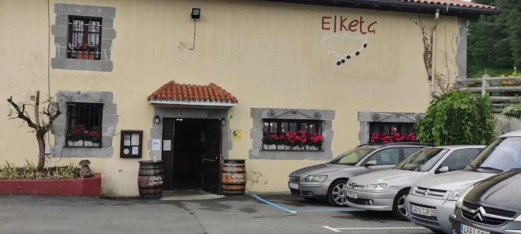Elketa Jatetxea restaurant in Hernialde