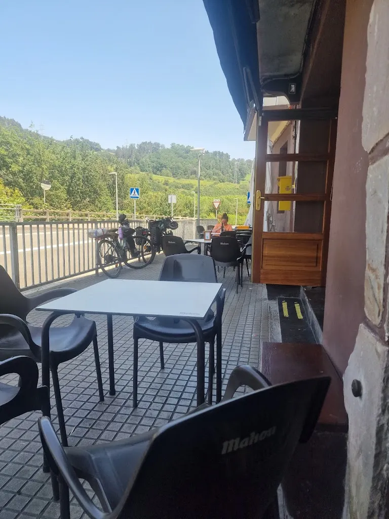 Bucefalo Horse_OSTATU Taberna - Jatetxea - Hostal_Ikaztegieta_review