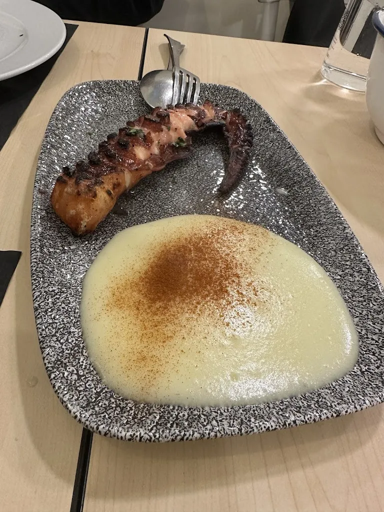 Emir Yerebasmaz_Politena Jatetxea_Getaria_recensione