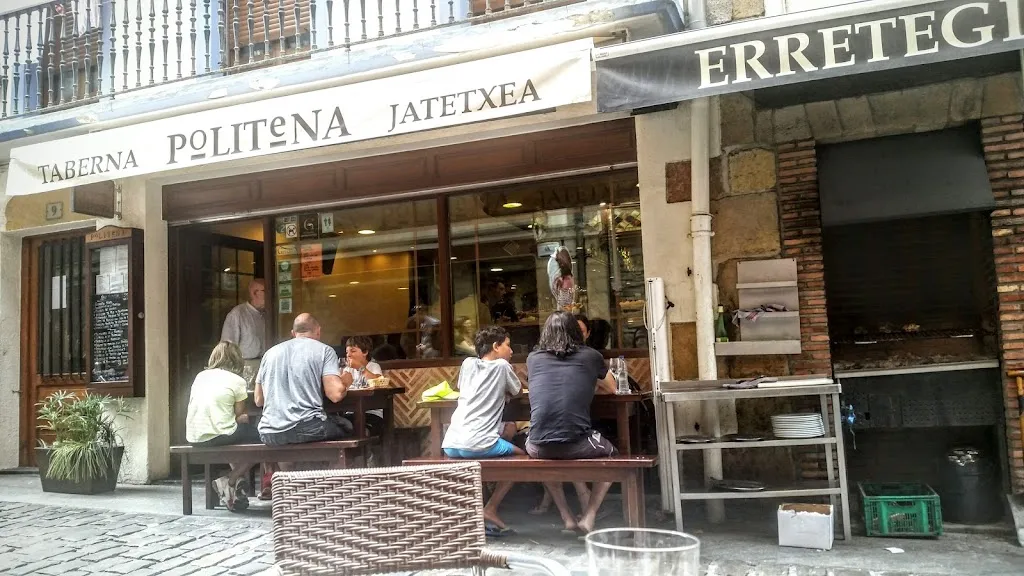 Politena Jatetxea restaurant in Getaria