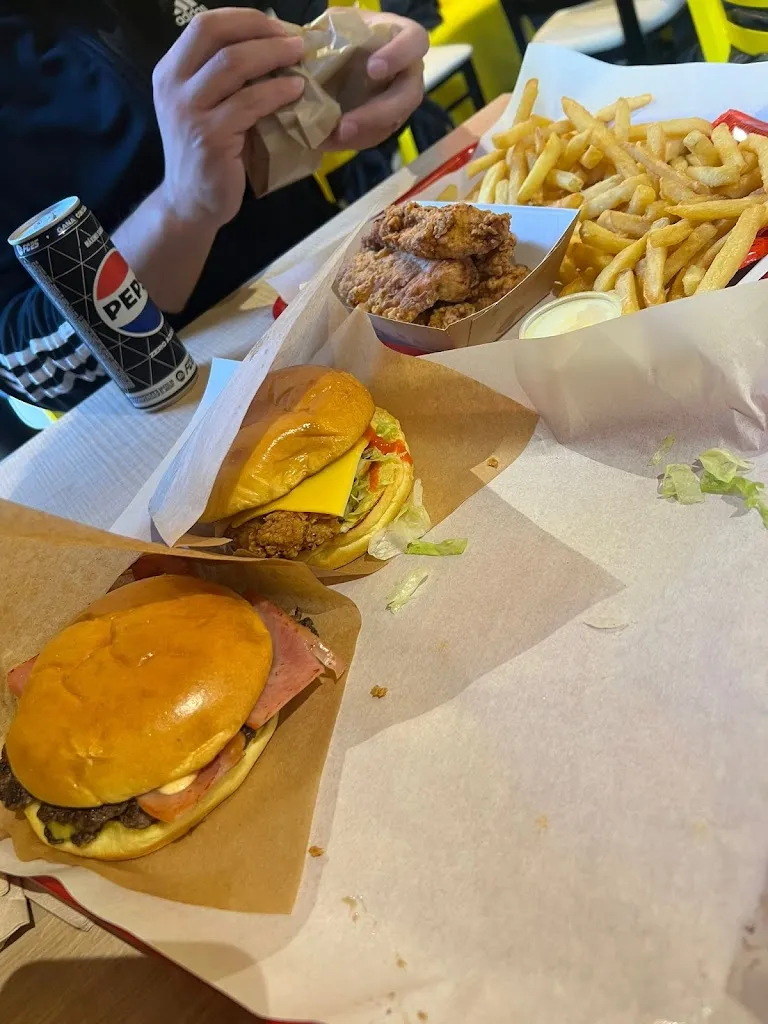 Menu_Halal Friends Burgers & Milkshakes_Baña A_image_8