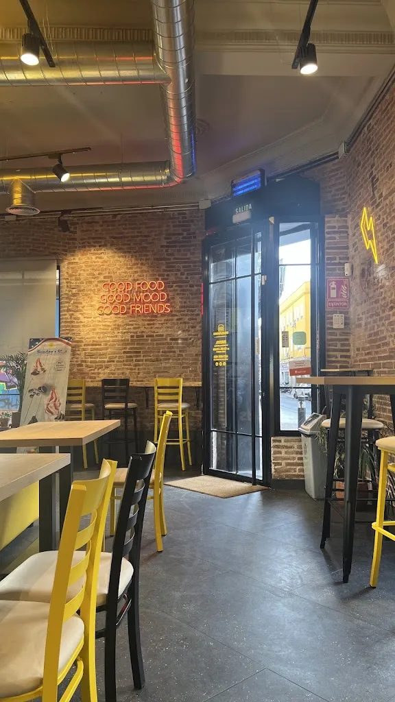D_Halal Friends Burgers & Milkshakes_Baña A_review