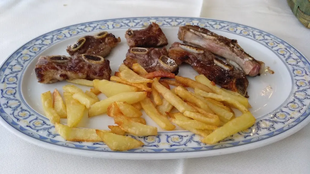 Aizpurua jatetxea restaurant in Irura