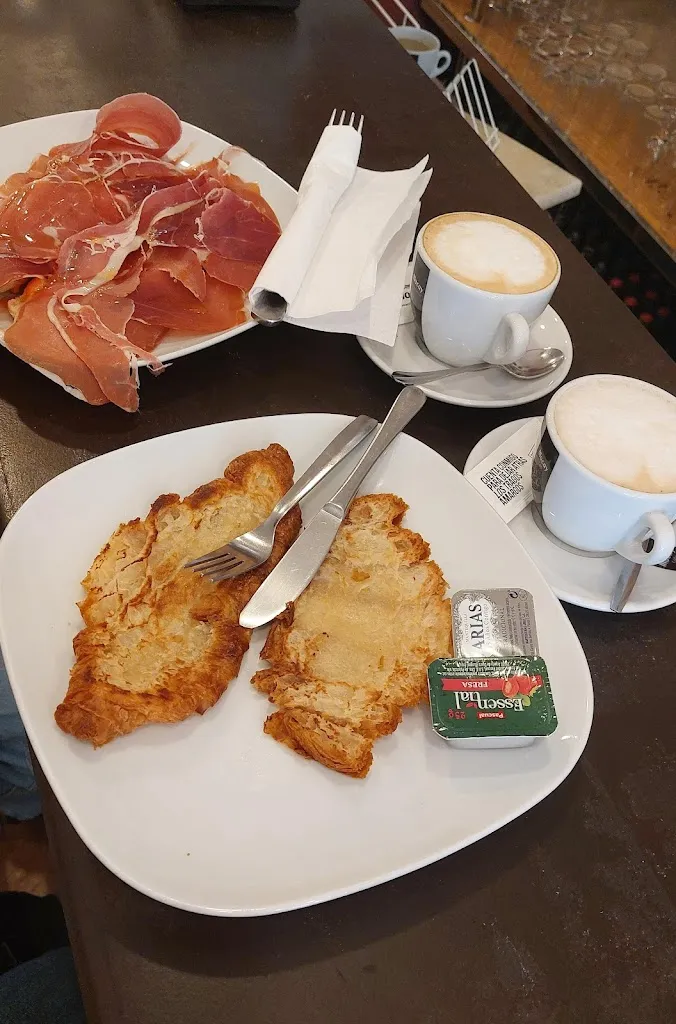 Beatriz Pingarrón Esteban_El rincón de Hernani_Hernani_review