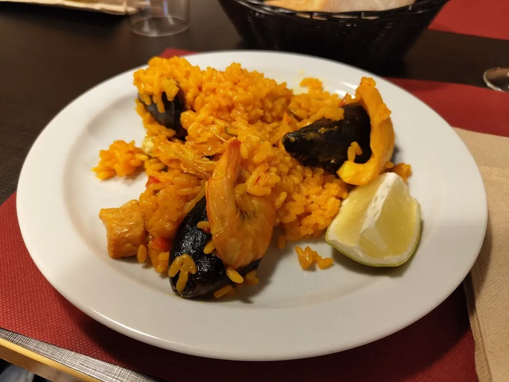 Ben Pesterfield_La Encarnación_Hernani_review