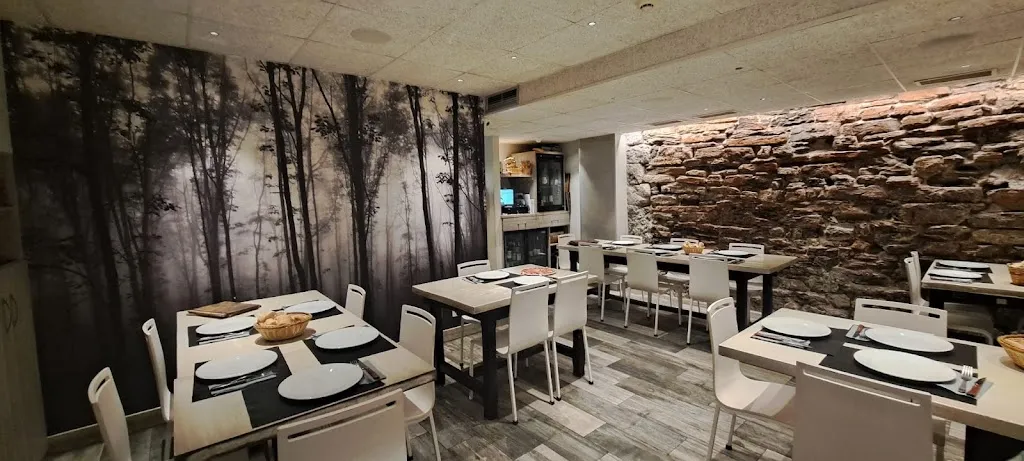 Tripontzi jatetxea restaurant in Hernani