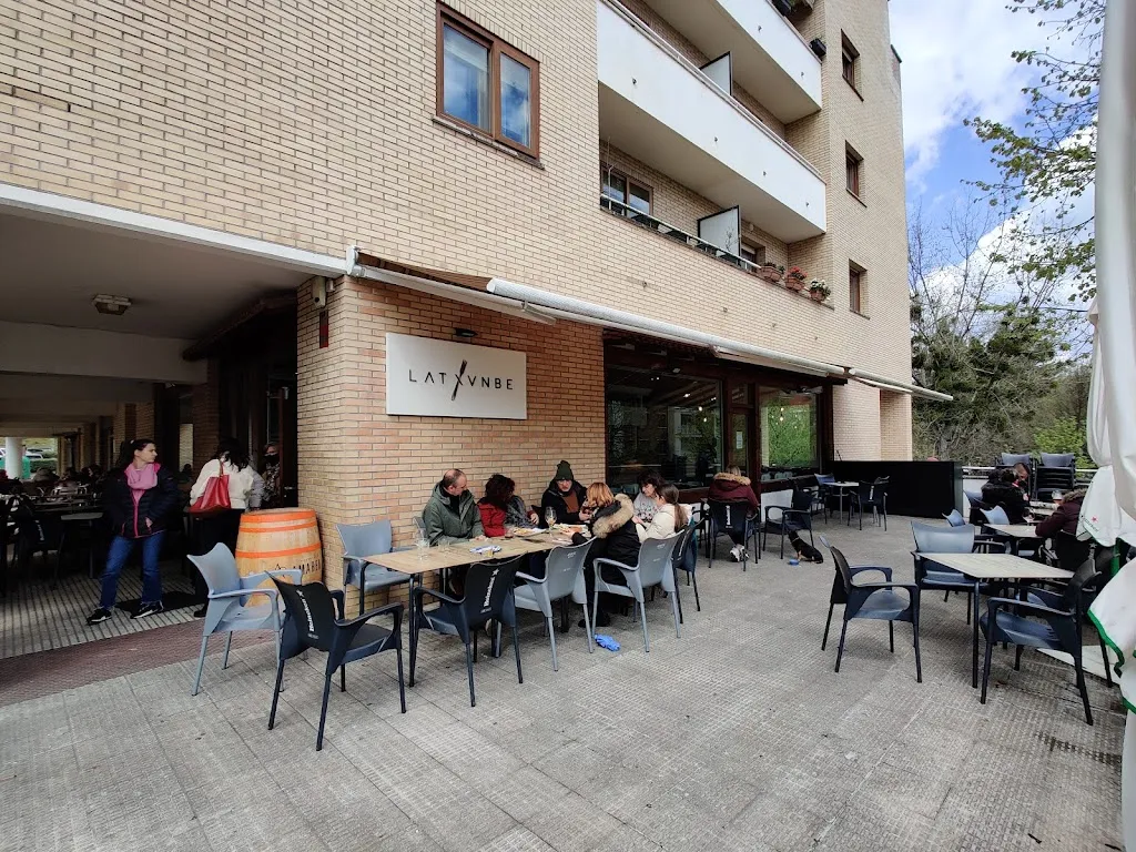 Restaurante Latxunbe jatetxea restaurant in Hernani