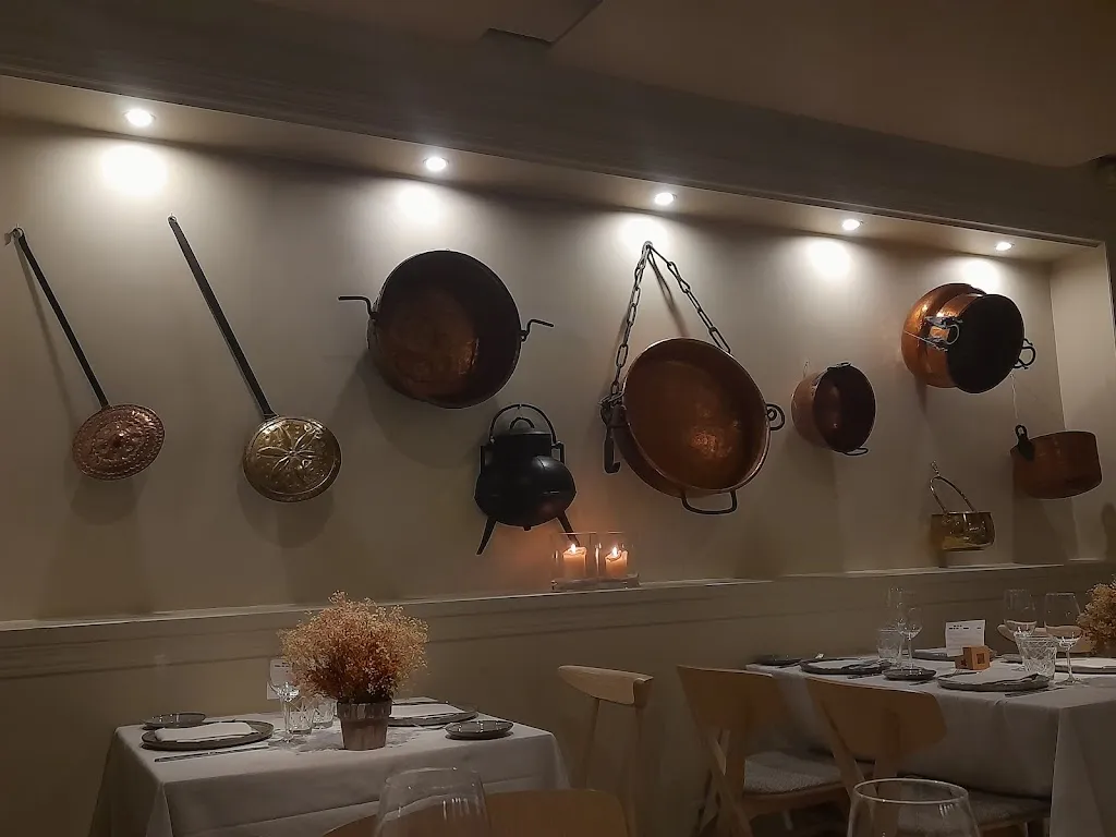 Valentine Richards_La Leñera_Hernani_review