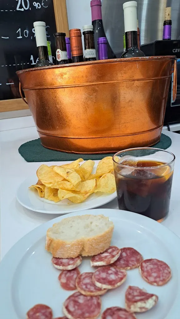 JOSE MARIA ROMERO DE AVILA_Hernani 57_Hernani_review