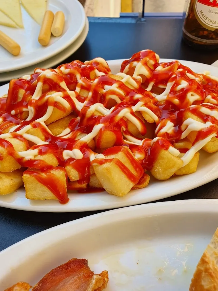 Hernani 57_Hernani_slider_image_3