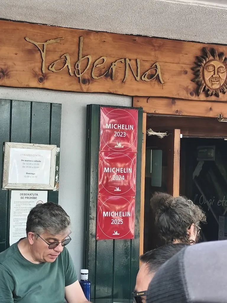 Vera Bin Zheng_Bar Gran Sol Hondarribia_Hondarribia_avis