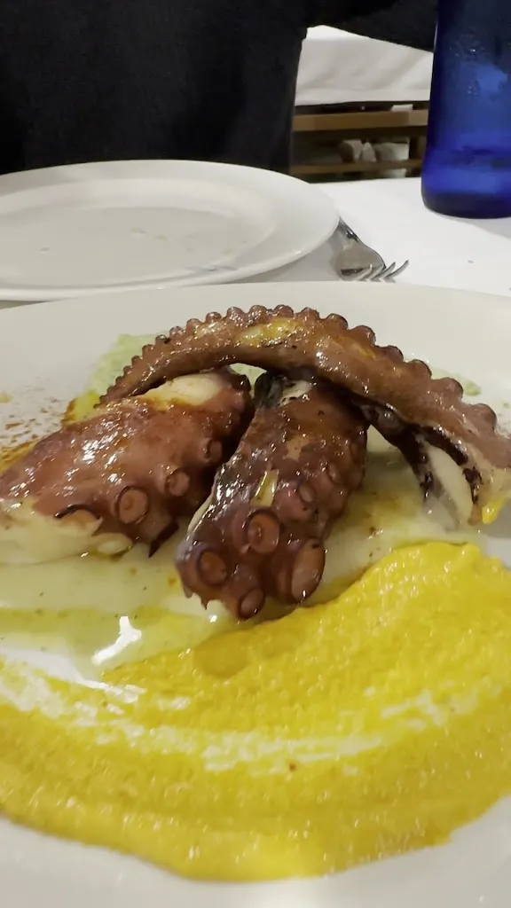 La Hermandad de Pescadores_Hondarribia_slider_image_2