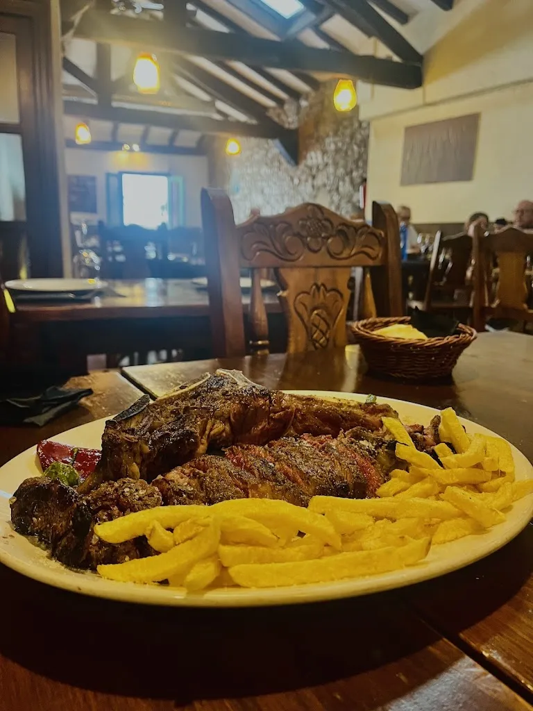 Paula Andrés Díez_Sidrateka BIONDAR - asador y sidras_Hondarribia_review