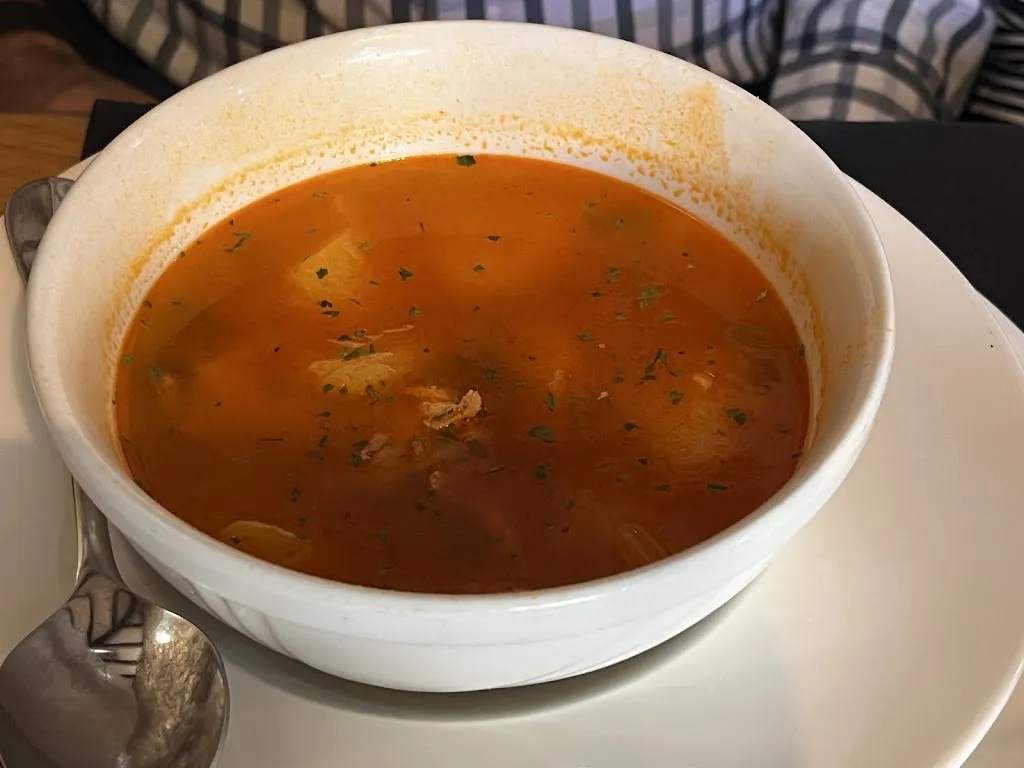 Carmina Martínez_Sidrateka BIONDAR - asador y sidras_Hondarribia_review