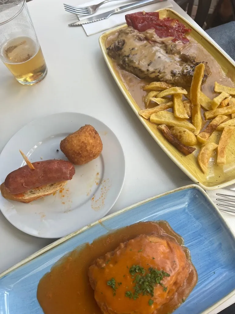 Álvaro Manso Sánchez_Bar - Restaurant Lekuona_Hondarribia_review