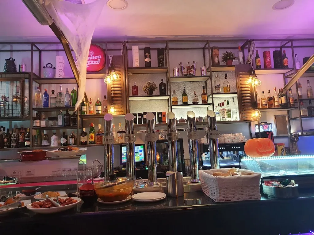 Martha Milch_Los Metales Bar & Kitchen_Legazpi_review