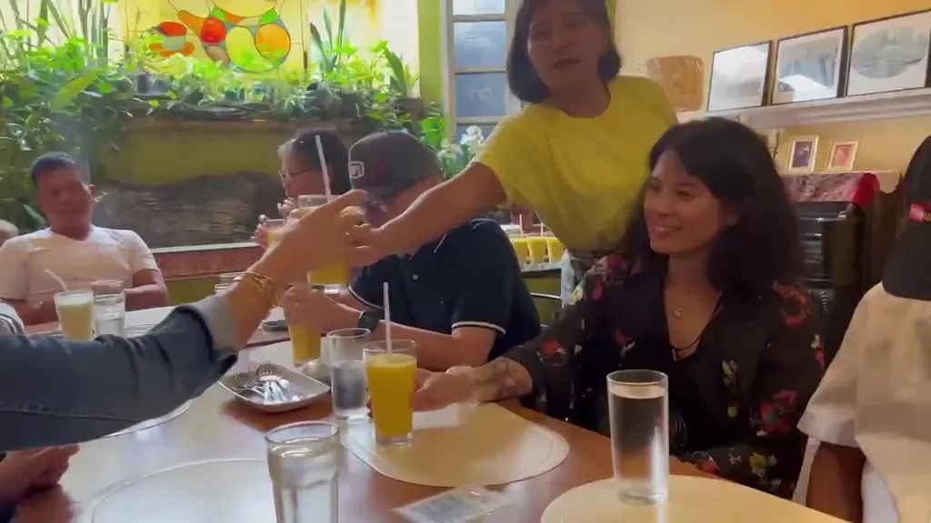 julie demdam_Small Talk Café_Legazpi_review