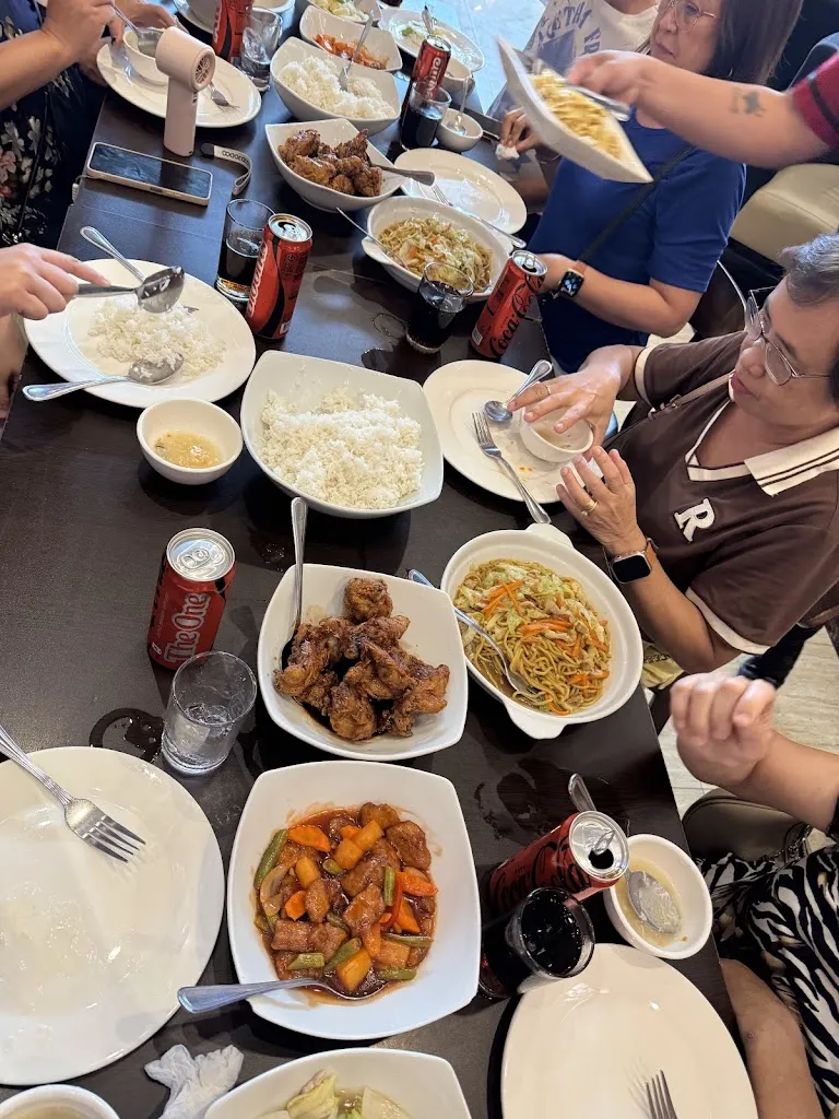 WandeReview Vlogs_Legazpi Four Seasons Restaurant_Legazpi_review