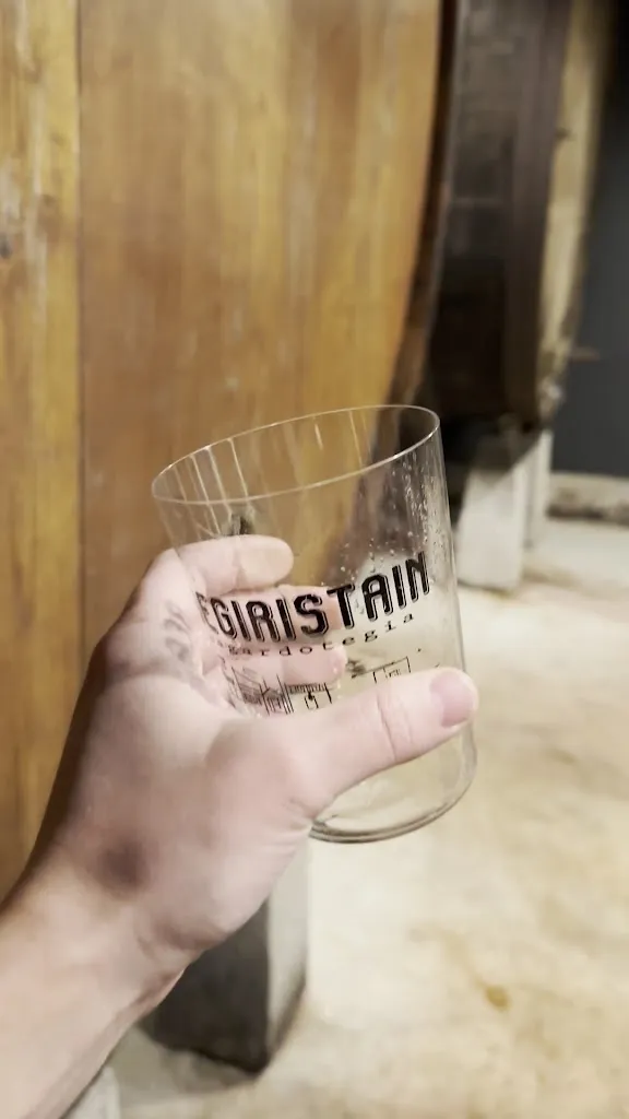 Denis Moskalets_Sidrería Aulia_Legorreta_review