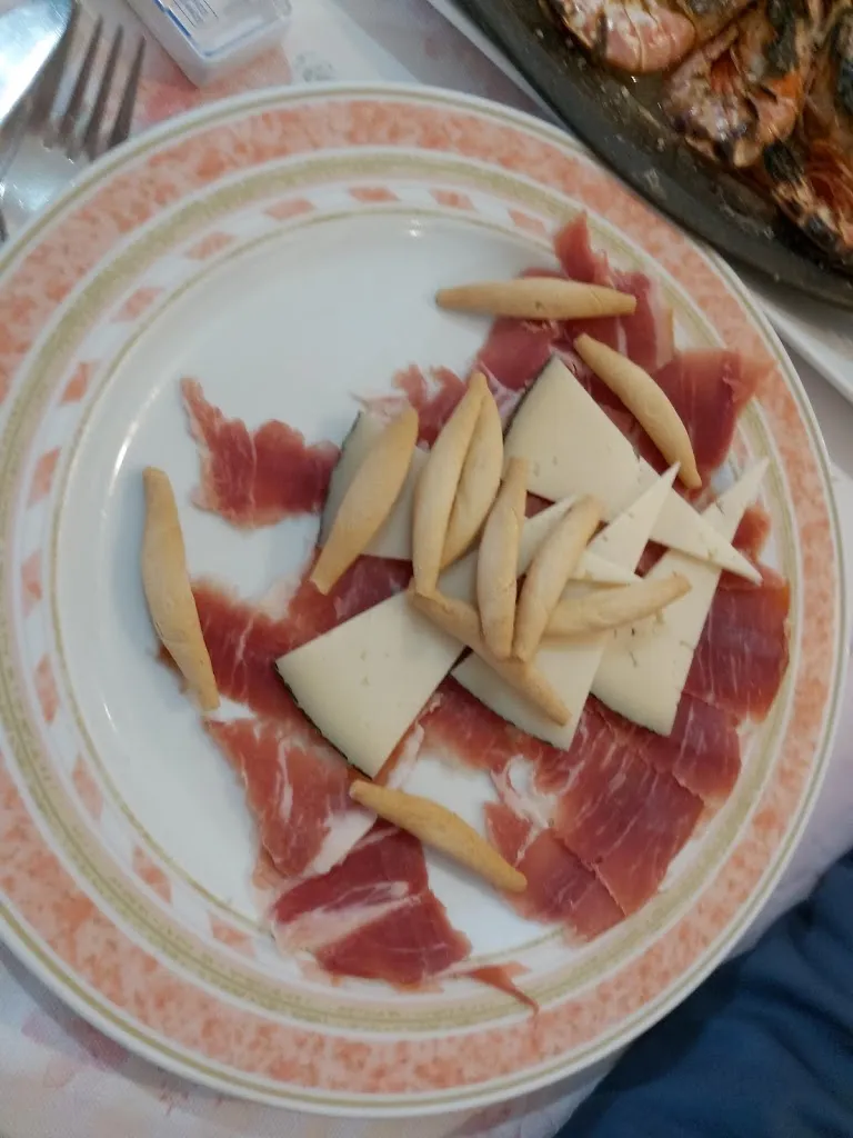 Alberto RODRÍGUEZ ALBERO_Salones la Bodega Y Complejo San Marcial_Tobarra_review