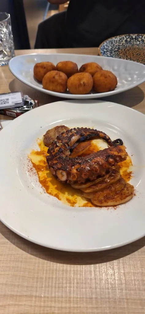 Réka Szalóky_Mugarri Restaurante_Irun_review