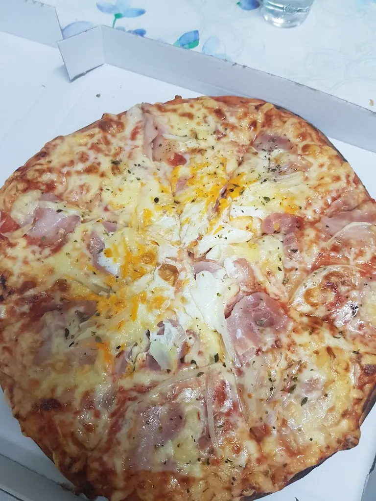 German Javier Cabuchola Gimeno_Pizzería Caprichosa_Tobarra_review