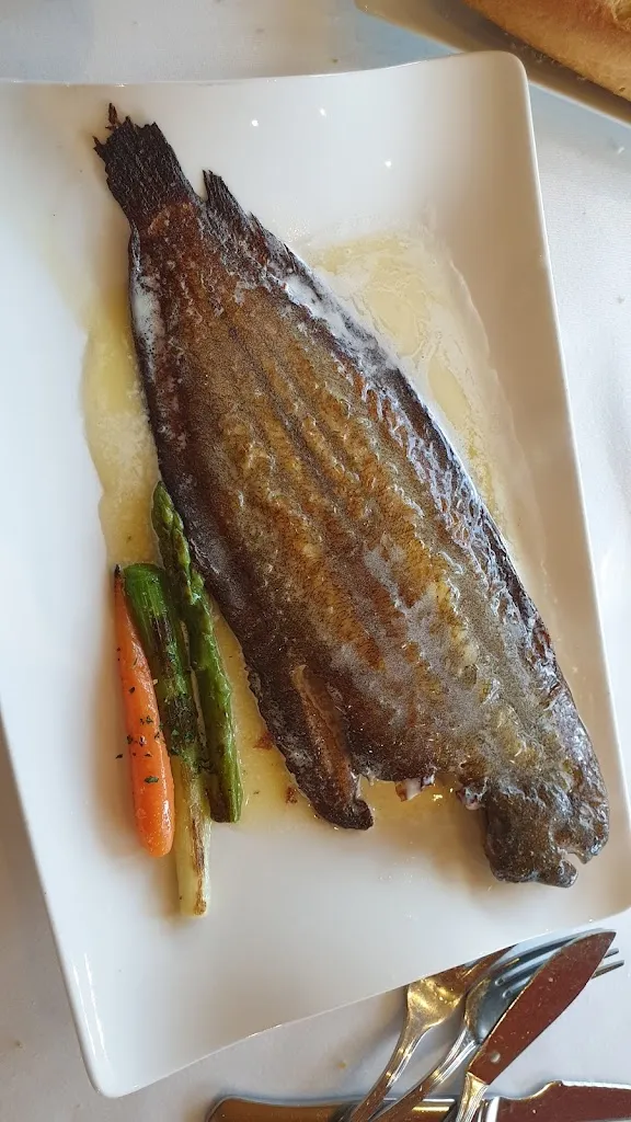 Aitor Perez de Lezeta Leiun_Mujika_Mutiloa_review